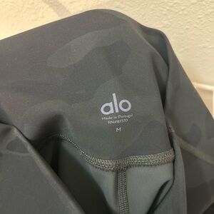 ALO Yoga Gray Leggings